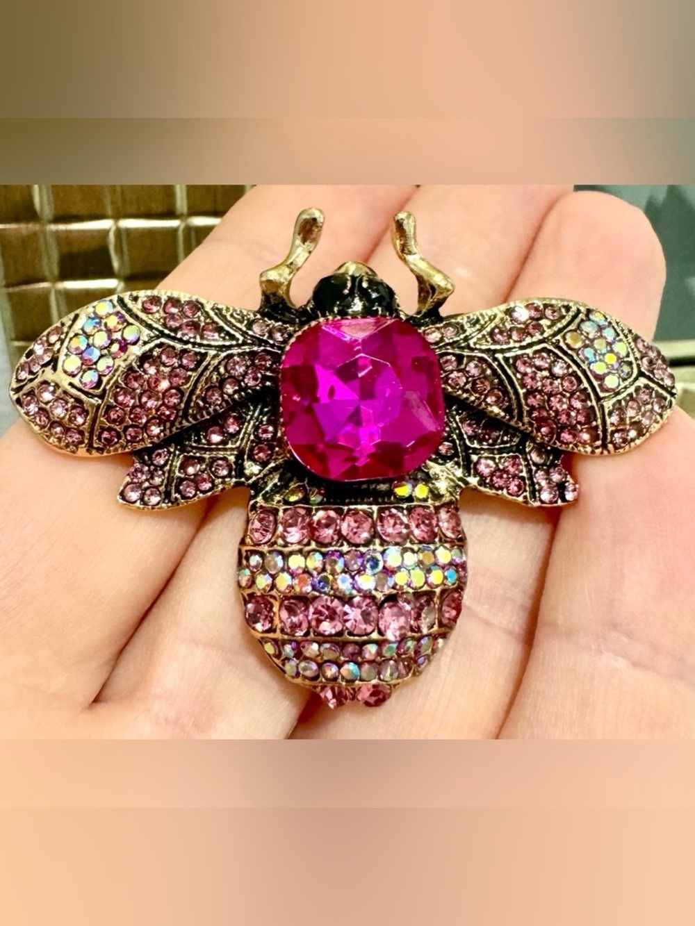 Large Bling Bee Brooch